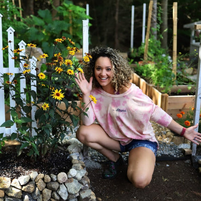 Eryka Spera @busylittleizzy Vego Garden Brand Ambassador
